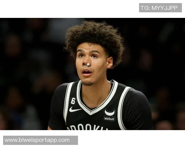 卡梅隆约翰逊上半场状态低迷仅得5分球队需寻找更好进攻节奏