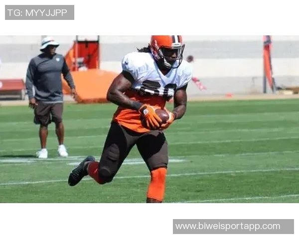 布朗上半场仅出场12分钟马祖拉强调均衡时间下半场表现出色