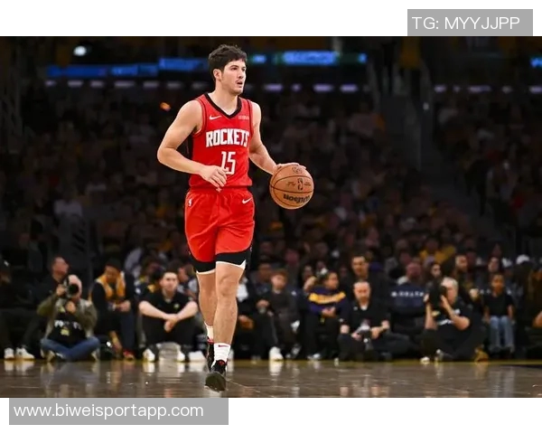 乌度卡称赞谢泼德投射能力期待他在阅读防守与传球方面的进步