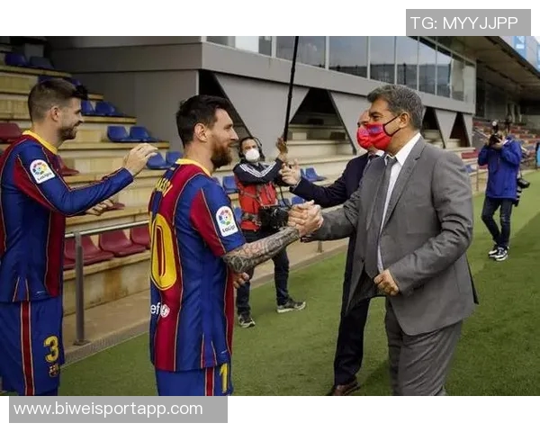 拉波尔塔谈梅西雕像计划称会在合适时机提出