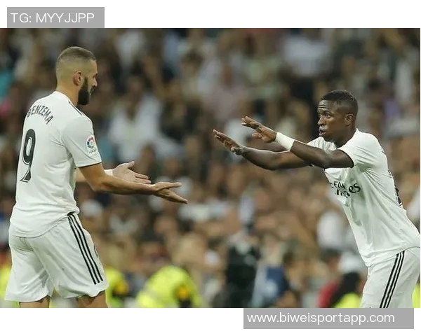 五大联赛中仅姆巴佩维尼修斯巴雷内切亚成功过人和造机会均超20次的传奇表现